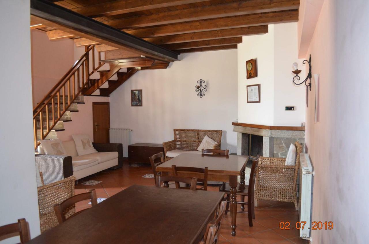 Longi Agriturismo Il Vignale מראה חיצוני תמונה