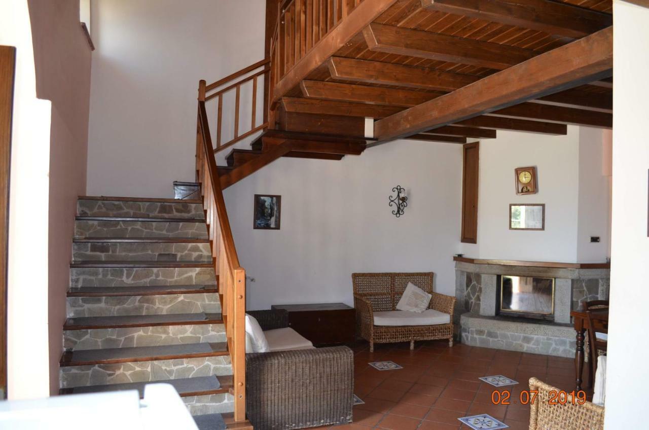 Longi Agriturismo Il Vignale מראה חיצוני תמונה